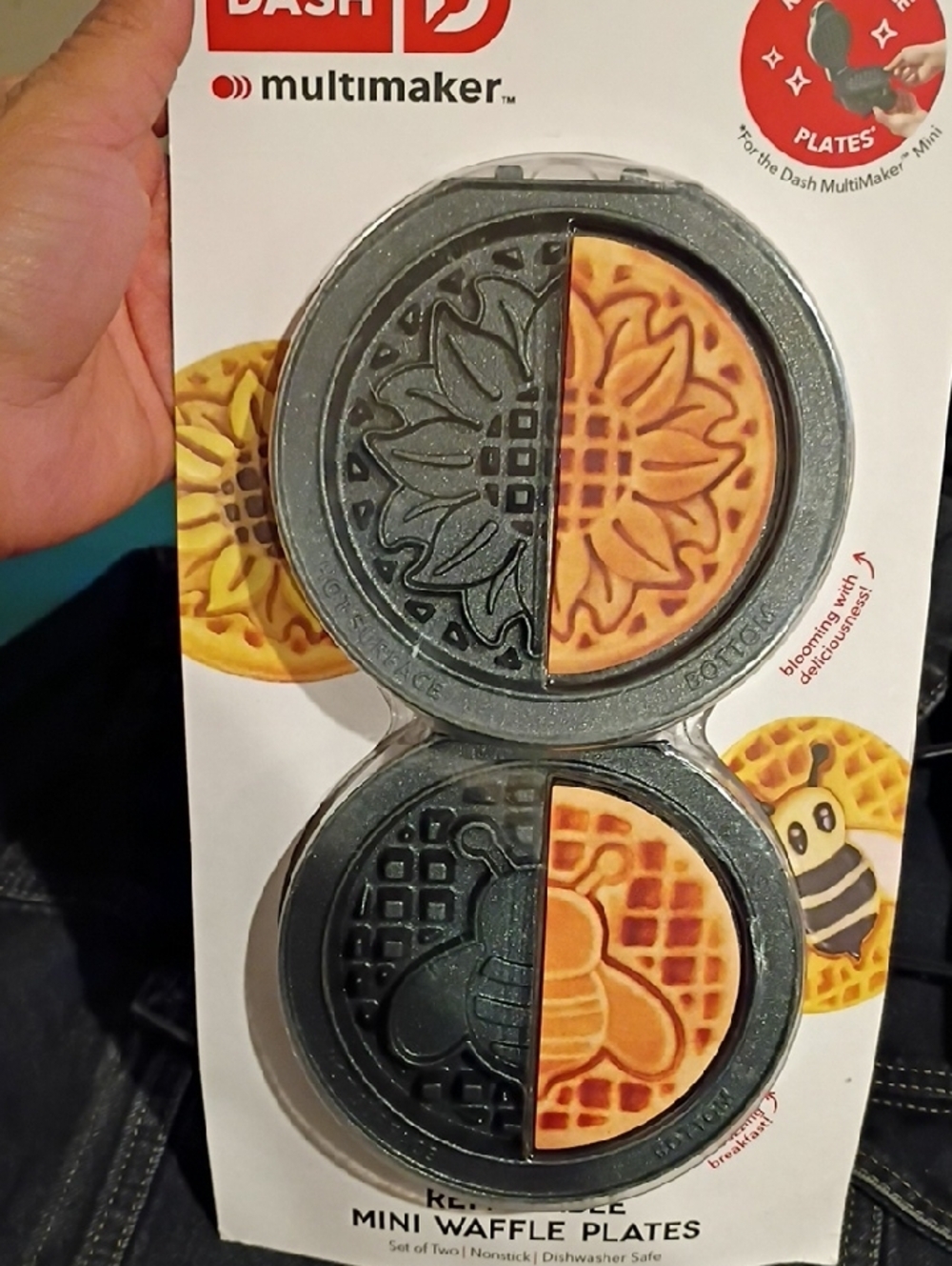 Dash Multimaker Removable Mini Waffle Plates - 2 Sets - Picture 3 of 4